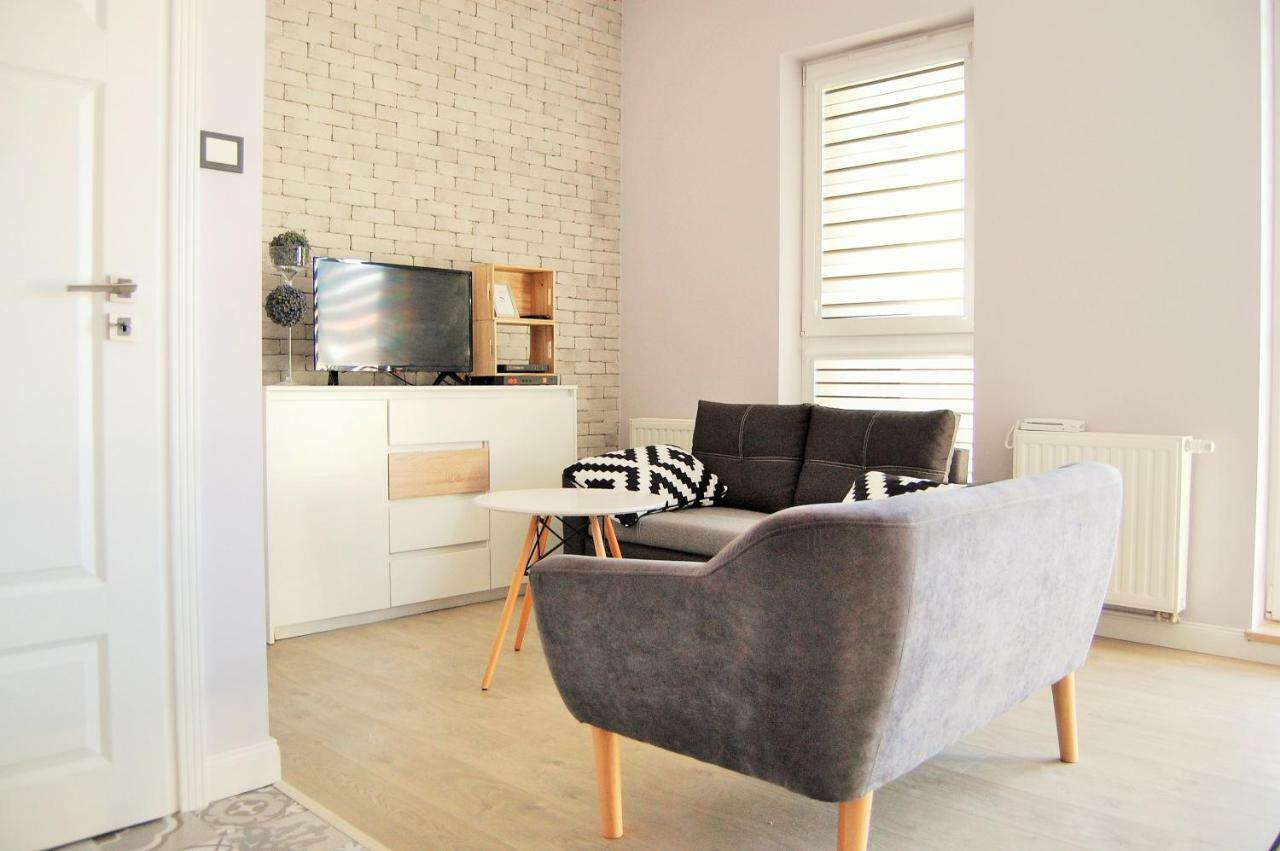 Gray Apartment Келце Екстериор снимка