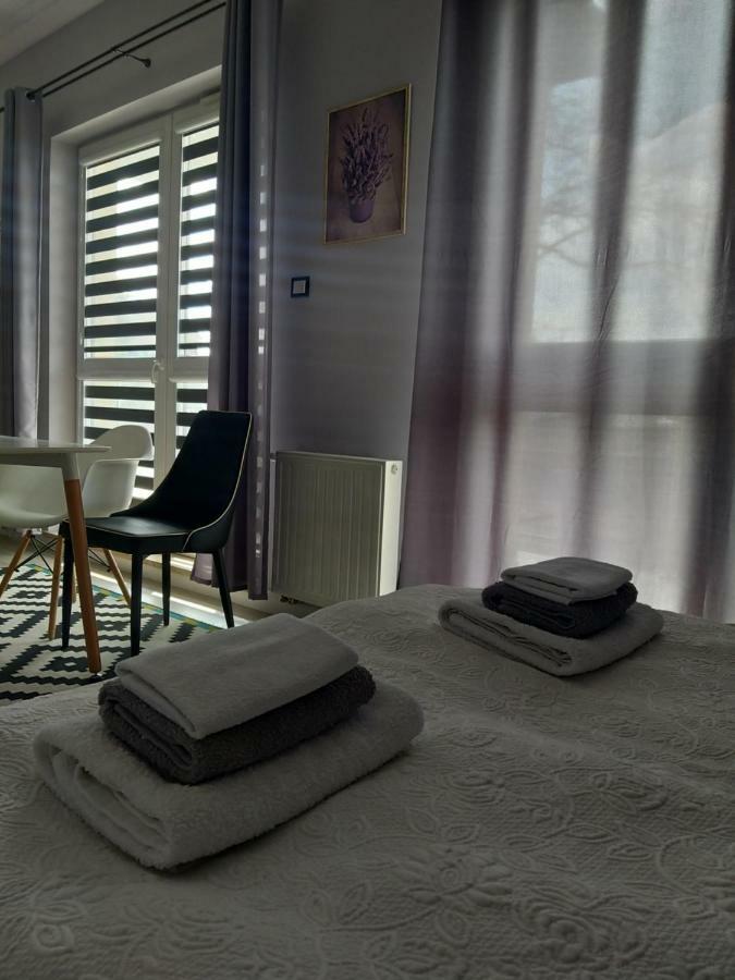 Gray Apartment Келце Екстериор снимка